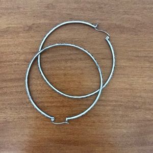 Kendra Scott hoop earrings